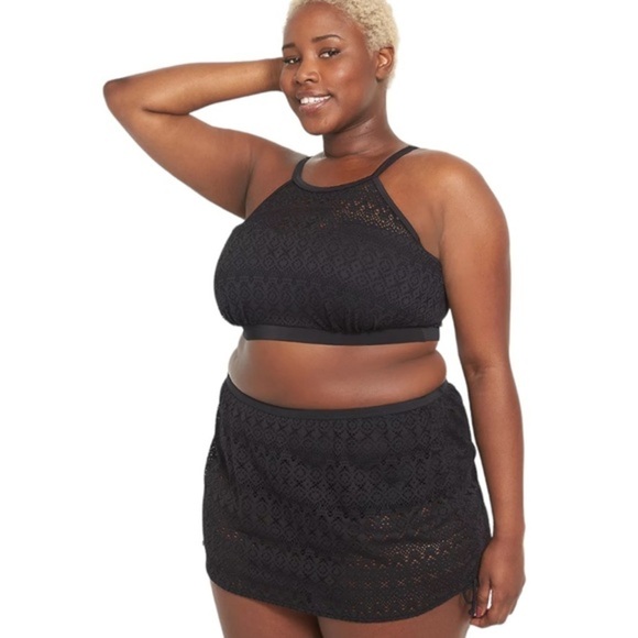 Lane Bryant NWOT No-Wire Crochet High-Neck Swim Bikini Top- Black - Picture 2 of 5